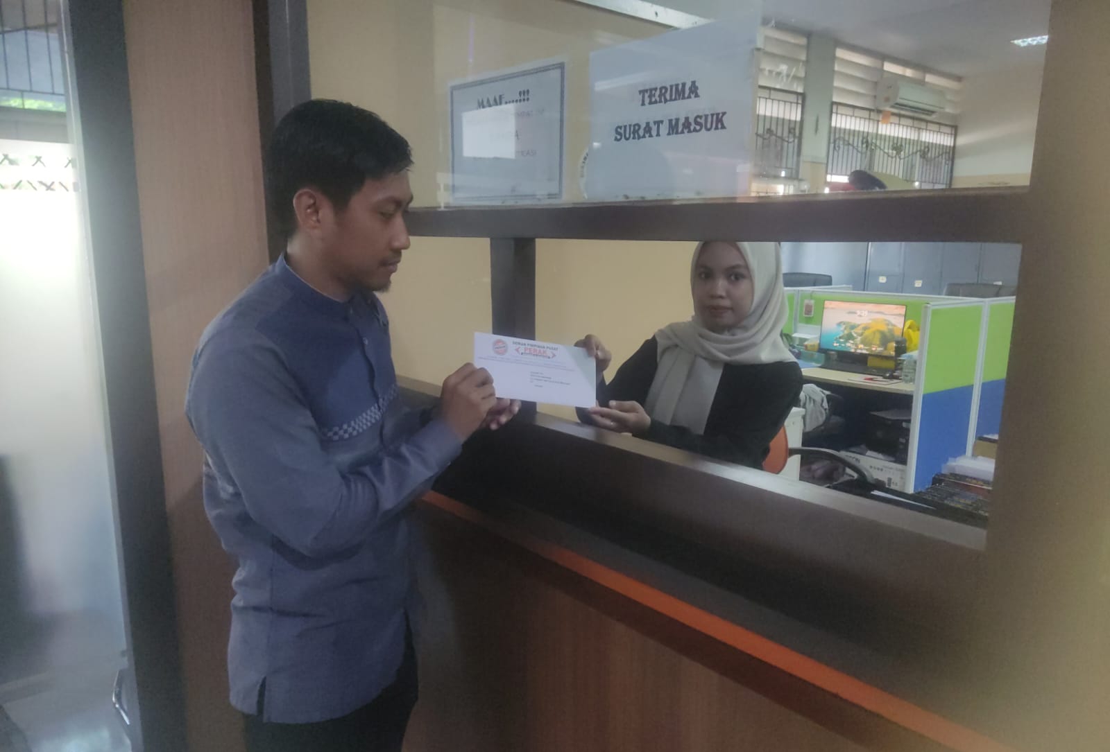 Bangunan Liar Tutup Akses Pondok Bur Jaya, LSM PERAK Resmi Laporkan ke Wali Kota